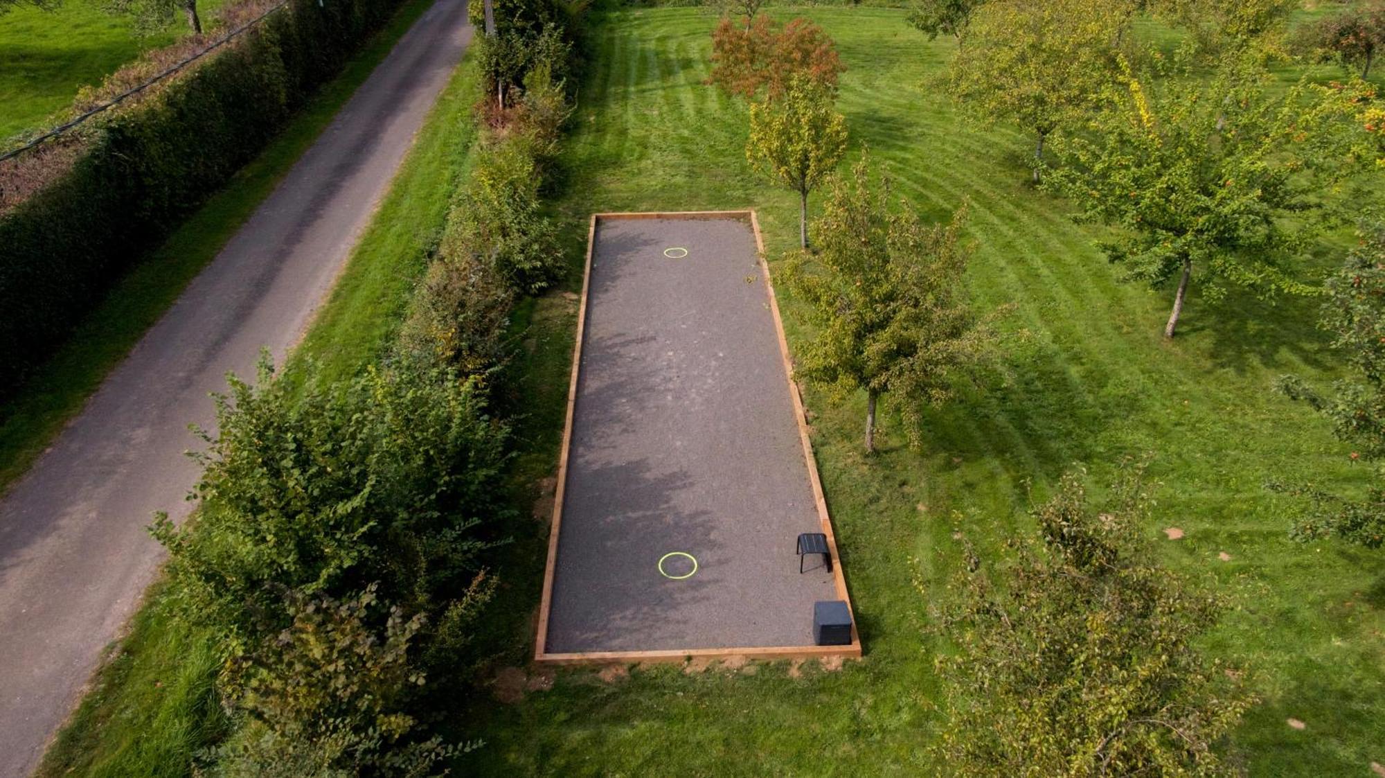 Au bouton dort Bed and Breakfast Sainte-Gauburge-Sainte-Colombe Exterior foto
